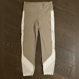 Athleta tan and white crop legging